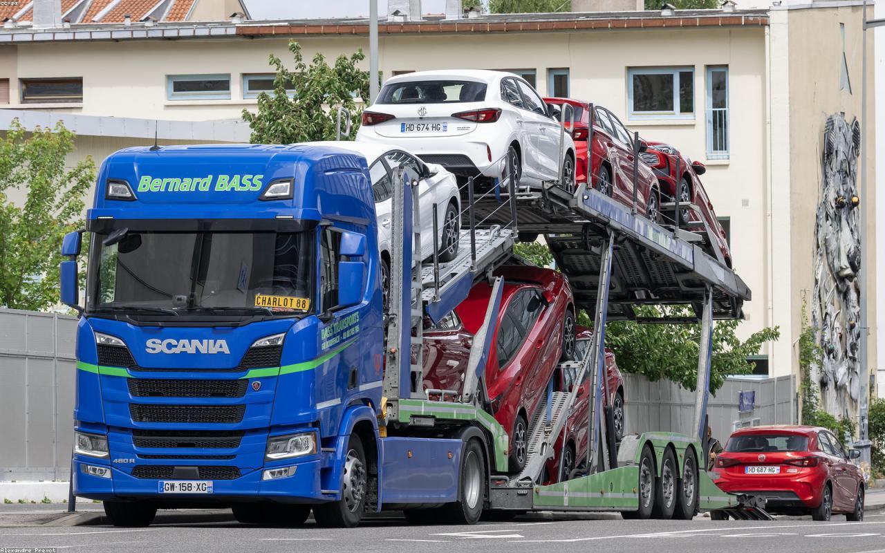 Loaded car carrier ready to ship